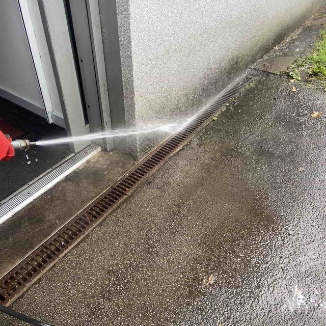 channel drain jetting